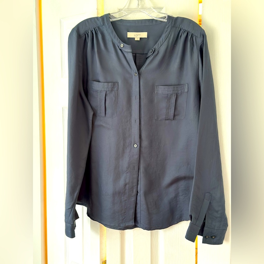 Ann Taylor LOFT Button Down Blouse